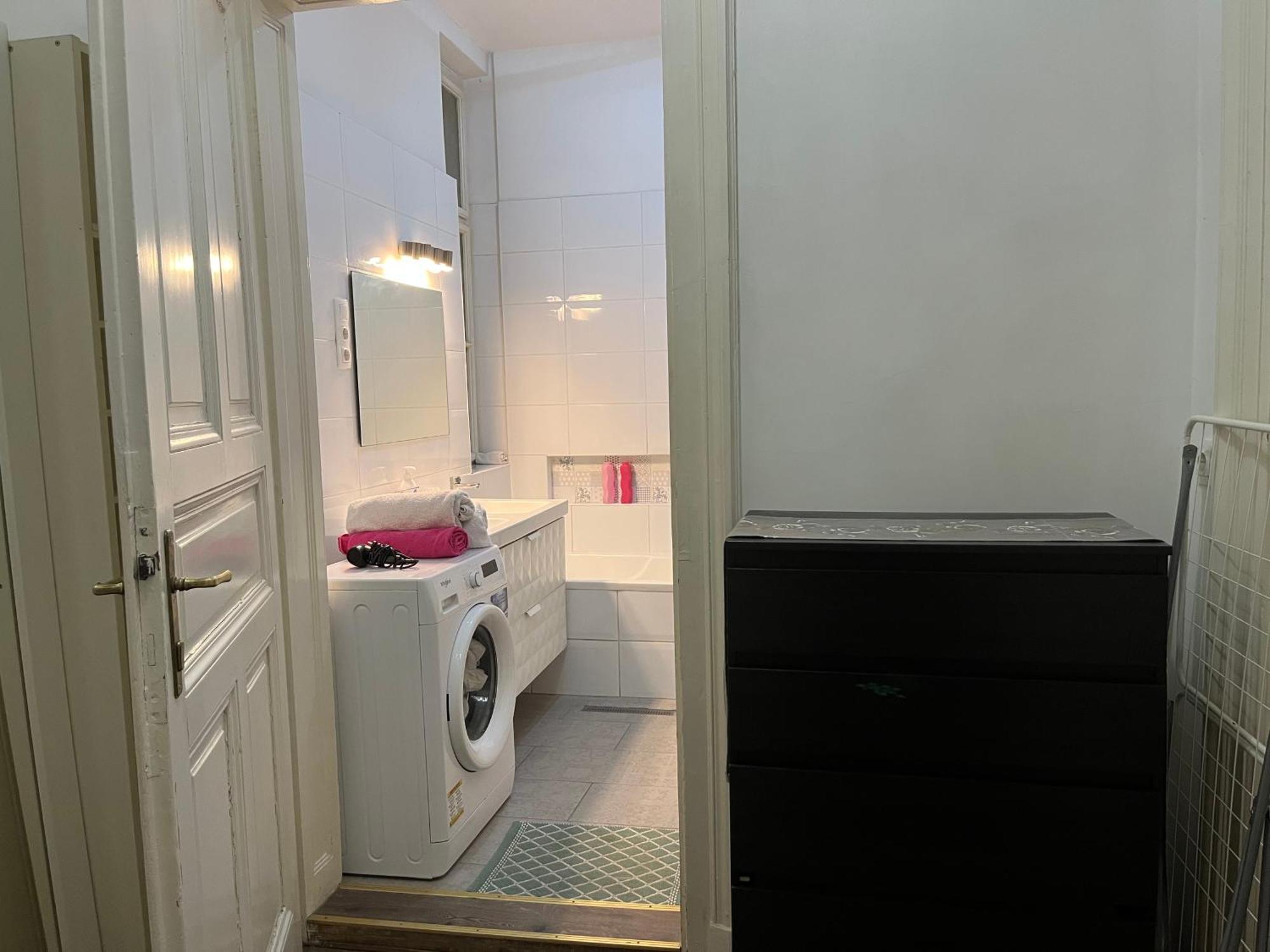 Oktogon Modern Apartment บูดาเปสต์ ภายนอก รูปภาพ
